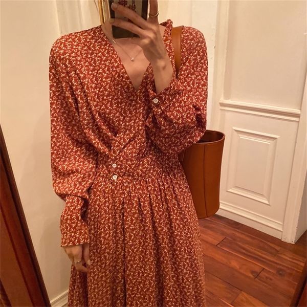women spring v neck long sleeve long floral a-line dress elegant high waist red vintage dresses with buttons lj200824, Black;gray
women spring v neck long sleeve long floral a-line dress elegant high waist red vintage dresses with buttons lj200824, Black;gray