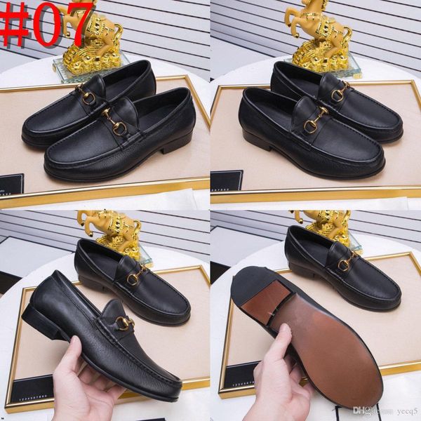 c5 men rs leather fashion shoes low heel luxury dress shoes brogue shoes spring ankle boots vintage classic male casual 22, Black
c5 men rs leather fashion shoes low heel luxury dress shoes brogue shoes spring ankle boots vintage classic male casual 22, Black