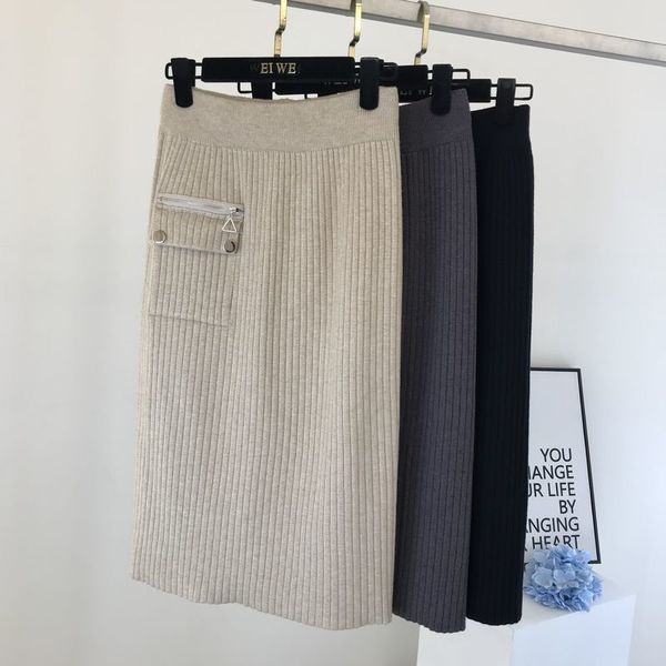 2021 new autumn and winter woolen knitted women's mid-length high waist bag hip slit long skirt fqui, Black
2021 new autumn and winter woolen knitted women's mid-length high waist bag hip slit long skirt fqui, Black