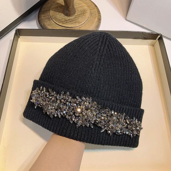 qqql 2017 headgear women039;s bantle hat one-piece wool collage winter fashion girl riding warmer winter knit hat head warmer, Brown;gray
qqql 2017 headgear women039;s bantle hat one-piece wool collage winter fashion girl riding warmer winter knit hat head warmer, Brown;gray
