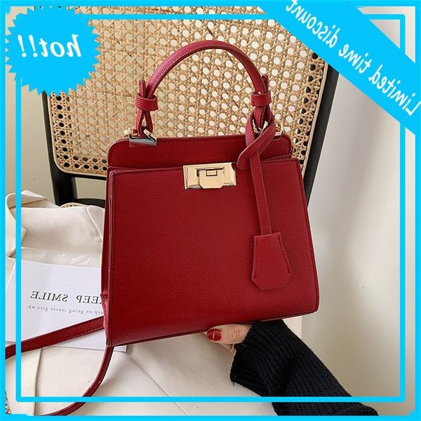 french women's 2020 new summer temperament messenger simple and fresh palm print kelly bag
french women's 2020 new summer temperament messenger simple and fresh palm print kelly bag
