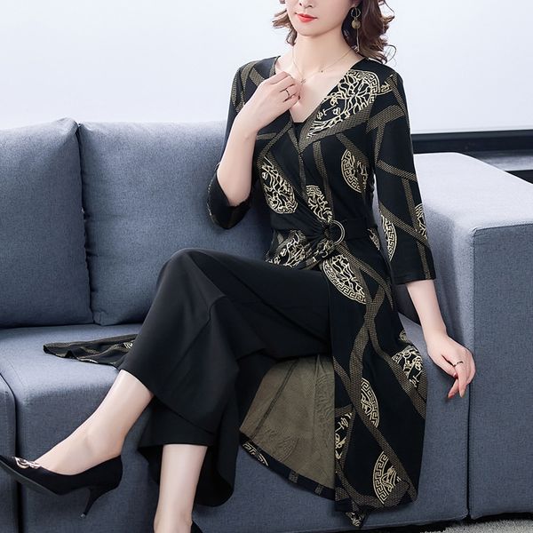 2020 autumn new suitmiddle aged mom's fashionable and loose mid length pants pantswide leg pantstemperament wide leg pants two piece, Gray
2020 autumn new suitmiddle aged mom's fashionable and loose mid length pants pantswide leg pantstemperament wide leg pants two piece, Gray