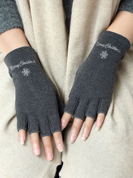 autumn and winter new lady fingered open finger warm half riding students driving thin velvet cold proof breathable gloves, Blue;gray 
autumn and winter new lady fingered open finger warm half riding students driving thin velvet cold proof breathable gloves, Blue;gray