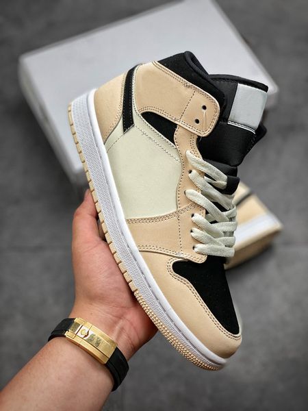 2021 jumpman 1 mid barely orange i 1s white men women basketball golf shoes sports designer sneakers mens trainers chaussures u, White;red
2021 jumpman 1 mid barely orange i 1s white men women basketball golf shoes sports designer sneakers mens trainers chaussures u, White;red