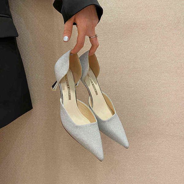 women's sandals 668-50 high heel's spring and summer 2022 metal bright face temperament leisure hollow single shoes 32-43~, Black
women's sandals 668-50 high heel's spring and summer 2022 metal bright face temperament leisure hollow single shoes 32-43~, Black