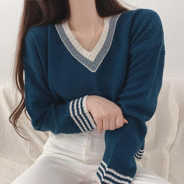 new autumn / winter 2020 knitted pullover women's korean long sleeve loose sweater v-neck color matching stripe, White;black
new autumn / winter 2020 knitted pullover women's korean long sleeve loose sweater v-neck color matching stripe, White;black