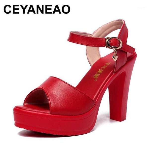 ceyaneaohigh-heeled red wedding shoes women 2020 new word buckle high-heeled thick with waterproof platform sandals1, Black
ceyaneaohigh-heeled red wedding shoes women 2020 new word buckle high-heeled thick with waterproof platform sandals1, Black