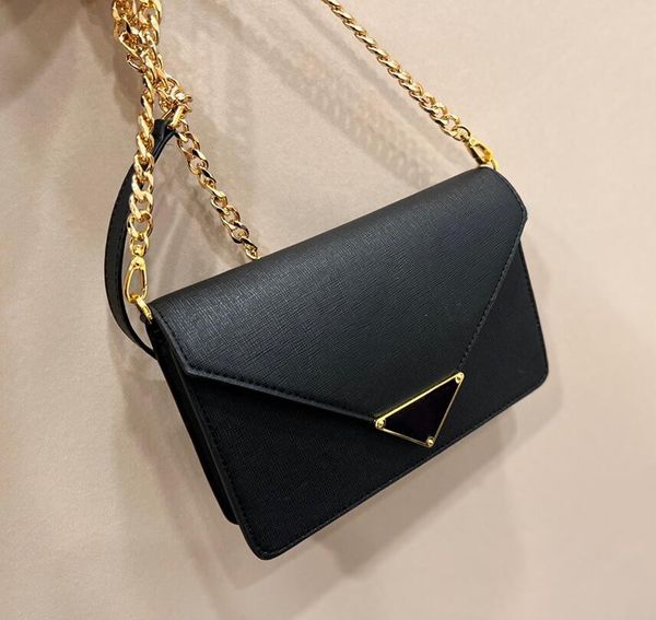 luxury women handbags designers saddles single shoulder bags small baguettes underarm hobos patent leather triangle letters beading diamonds
luxury women handbags designers saddles single shoulder bags small baguettes underarm hobos patent leather triangle letters beading diamonds