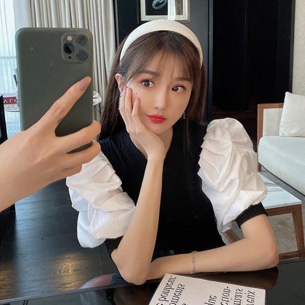 chic women pullover sweater 2021 new fashion puff sleeve stretch knit body patched poplin sleeve modern lady ruffles, White;black 
chic women pullover sweater 2021 new fashion puff sleeve stretch knit body patched poplin sleeve modern lady ruffles, White;black