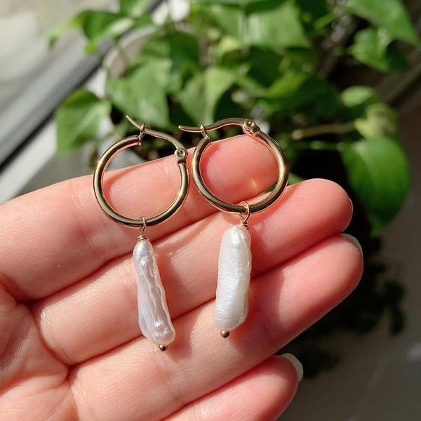 natural freshwater pearl earring for women irregular biwa baroque pearl tassel charm pendulum stainless steel hoop earring femme, Golden;silver
natural freshwater pearl earring for women irregular biwa baroque pearl tassel charm pendulum stainless steel hoop earring femme, Golden;silver