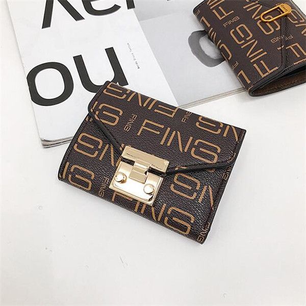 factory wholesale women handbag classic printeds leatheres purse folding leather short fashion wallet joker printed leathers multifunctional, Red;black
factory wholesale women handbag classic printeds leatheres purse folding leather short fashion wallet joker printed leathers multifunctional, Red;black