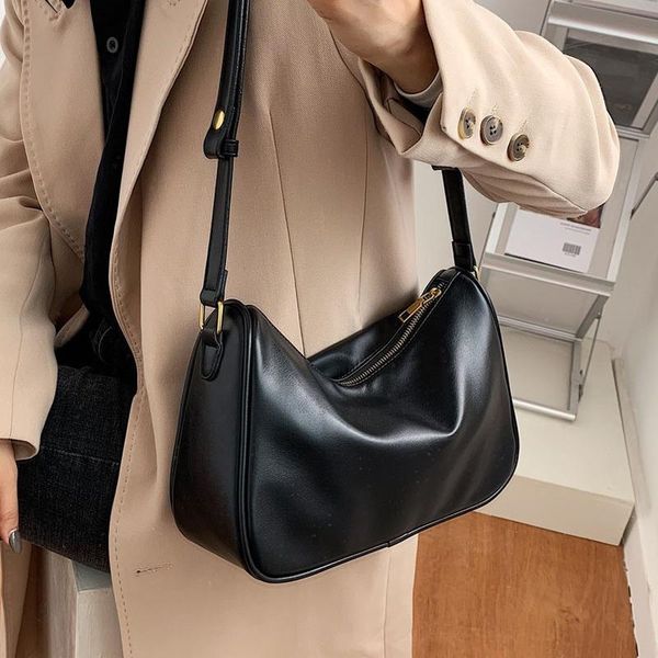 fashion ladies handbag 2020 new autumn and winter korean version of leather armpit bag shoulder messenger bag
fashion ladies handbag 2020 new autumn and winter korean version of leather armpit bag shoulder messenger bag