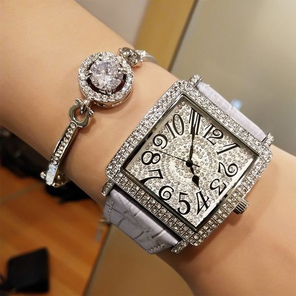 fashion casual women watch contracted leather strap wrist watches women dress ladies quartz clock montre femme reloj mujer 201120, Slivery;brown
fashion casual women watch contracted leather strap wrist watches women dress ladies quartz clock montre femme reloj mujer 201120, Slivery;brown