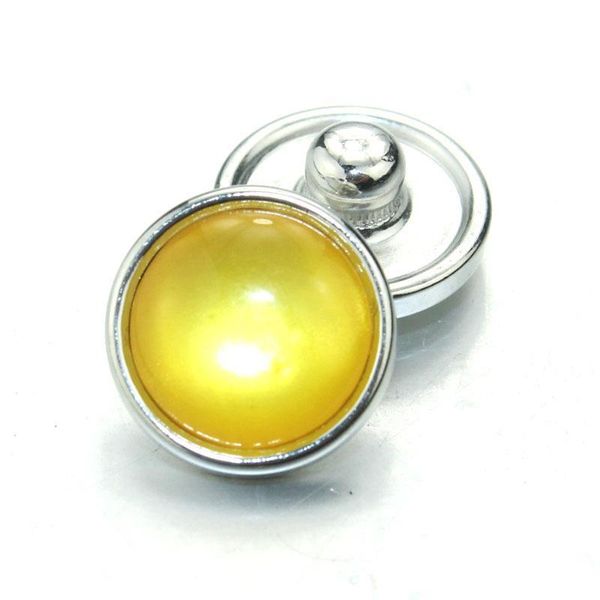 10pcs lot mix randomly round 12mm snap buttons with zinc alloy bottom for snaps bracelets fit boom life snaps jewelry 050709 h sqcxzh
10pcs lot mix randomly round 12mm snap buttons with zinc alloy bottom for snaps bracelets fit boom life snaps jewelry 050709 h sqcxzh