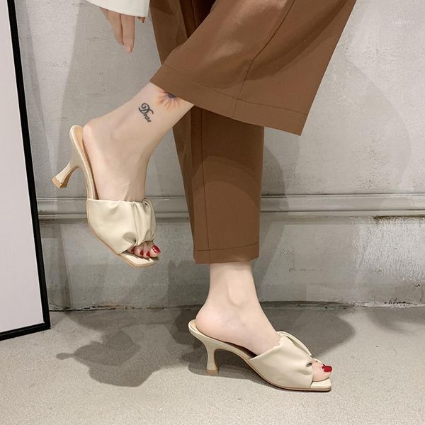 black beige thin heel slippers women open toe pleated slippers pu leather sandals summer women shoes 20201
black beige thin heel slippers women open toe pleated slippers pu leather sandals summer women shoes 20201