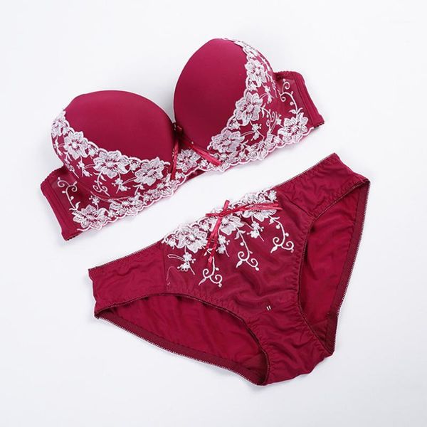 embroidery lace bra panties set women's comfortable soft lingerie seamless padded adjustable brassiere mid-waist panties1, Red;black
embroidery lace bra panties set women's comfortable soft lingerie seamless padded adjustable brassiere mid-waist panties1, Red;black
