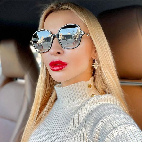 2021 new fashion unique irregular polygon sunglasses women vintage transparent frame men sun glasses oculos feminino, White;black
2021 new fashion unique irregular polygon sunglasses women vintage transparent frame men sun glasses oculos feminino, White;black