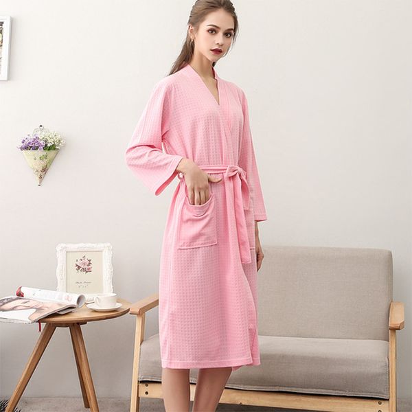 2021 new robe women's spring summer bathrobe kimono waffle v neck sashes female dressing gown solid sleepwear pockets nightwear rhos, Black;red
2021 new robe women's spring summer bathrobe kimono waffle v neck sashes female dressing gown solid sleepwear pockets nightwear rhos, Black;red