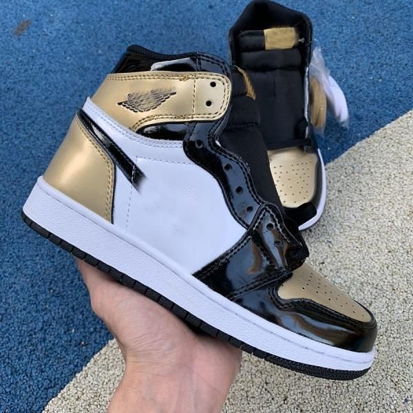 fast shipping jshumpman 1 mid chicago toe mens basketball shoes obsidian asg unc royal blue court purple game royal twist varsity retroes 1s
fast shipping jshumpman 1 mid chicago toe mens basketball shoes obsidian asg unc royal blue court purple game royal twist varsity retroes 1s