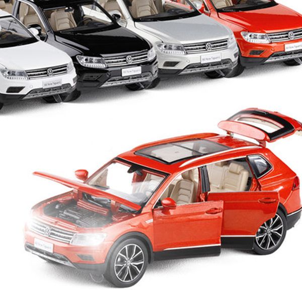 high simulation tiguan l,1:32 scale alloy pull back model car,muaical&flashing,diecast metal model,shpping
high simulation tiguan l,1:32 scale alloy pull back model car,muaical&flashing,diecast metal model,shpping