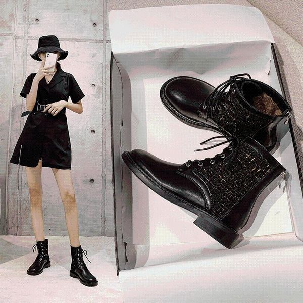 2020 autumn net red celebrity inspired retro round toe chunky heel women's boots solid color short boots, Black
2020 autumn net red celebrity inspired retro round toe chunky heel women's boots solid color short boots, Black