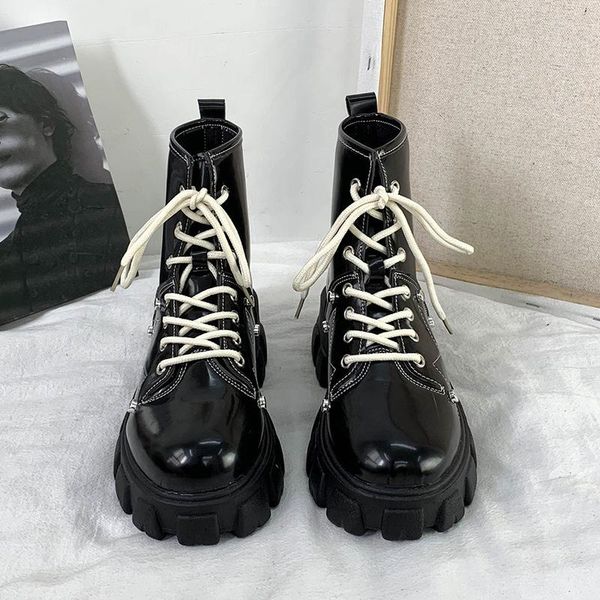 woman thick bottom winter lace up platform boots shoes nice 2020 fashion black motorcycle ankle boots 2020 patent leather
woman thick bottom winter lace up platform boots shoes nice 2020 fashion black motorcycle ankle boots 2020 patent leather