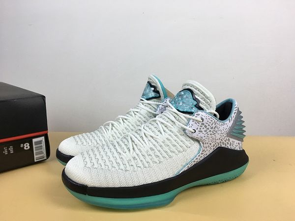 32 xxxii low jade basketball shoes new mens 32s metallic silver black jade sports sneakers fashion with box, White;red
32 xxxii low jade basketball shoes new mens 32s metallic silver black jade sports sneakers fashion with box, White;red