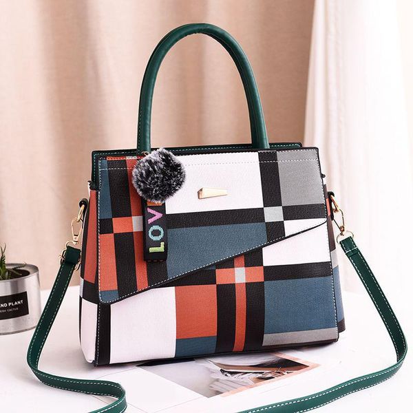 fashion plaid shoulder bags stitching wild messenger bag female brand totes crossbody bags handbags leather with ball pendants
fashion plaid shoulder bags stitching wild messenger bag female brand totes crossbody bags handbags leather with ball pendants