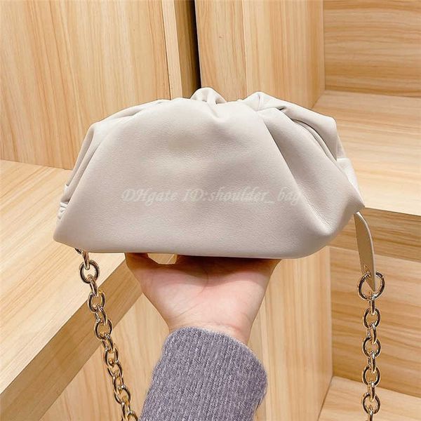 classic flower 2021 luxurys women designers handbag shoulder cloud bag purses fashion hobos crossbody dumpling chain evening tote bags handb
classic flower 2021 luxurys women designers handbag shoulder cloud bag purses fashion hobos crossbody dumpling chain evening tote bags handb