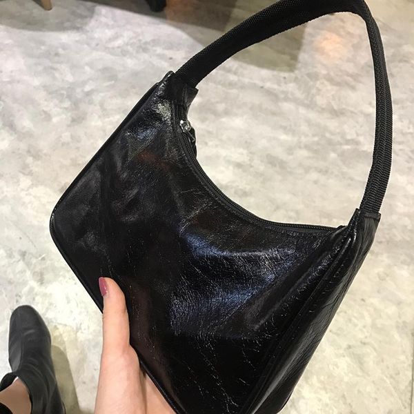 women handbangs messenger handbags casual solid color shoulder bags for women split retro small clutch french style underarm bag
women handbangs messenger handbags casual solid color shoulder bags for women split retro small clutch french style underarm bag