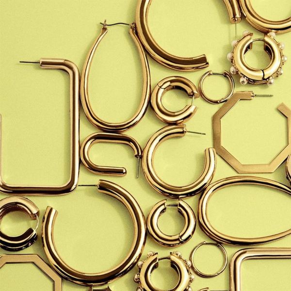hoop & huggie gold color round earrings for women punk geometric big metal statement jewelry fahion vintage bijoux, Golden;silver
hoop & huggie gold color round earrings for women punk geometric big metal statement jewelry fahion vintage bijoux, Golden;silver