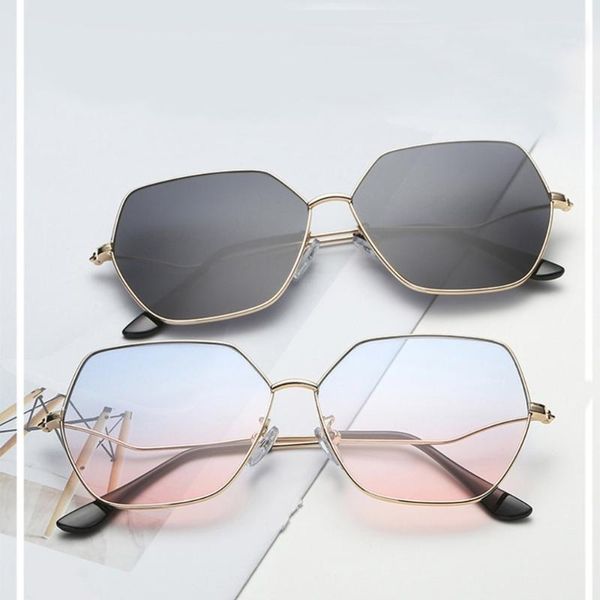 miarhb luxury elegant sunglasses on for women 2020 summer glasses outdoor travel fashion light eyewear okulary sunwear, White;black
miarhb luxury elegant sunglasses on for women 2020 summer glasses outdoor travel fashion light eyewear okulary sunwear, White;black