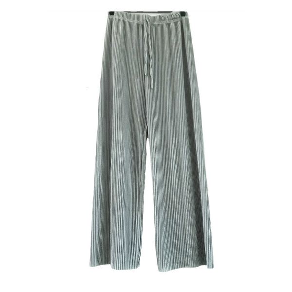 2021 new long-legged plied women's trousers with high waist and flaccid feeling summer casual chiffon silk pants ice dpan, Black;white
2021 new long-legged plied women's trousers with high waist and flaccid feeling summer casual chiffon silk pants ice dpan, Black;white