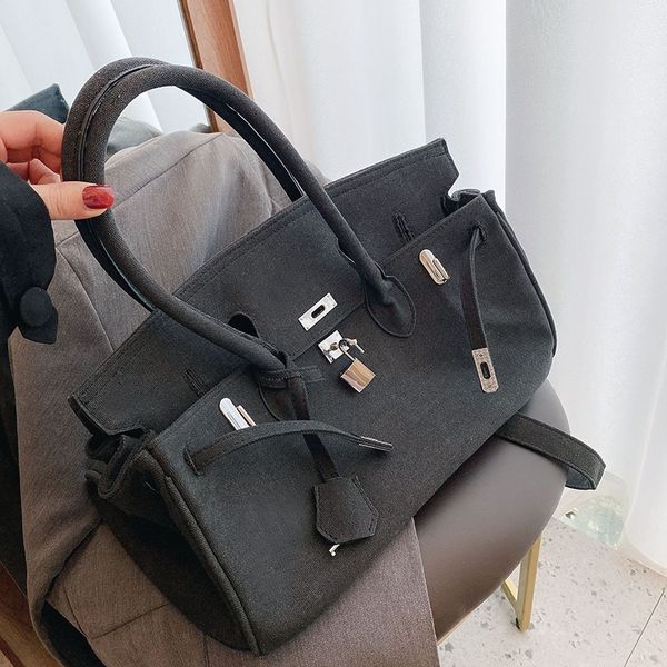 women's versatile portable shoulder bagsingle shoulder bag women 2020 new fashion fashion net red large capacity canvas messenger bag 9
women's versatile portable shoulder bagsingle shoulder bag women 2020 new fashion fashion net red large capacity canvas messenger bag 9