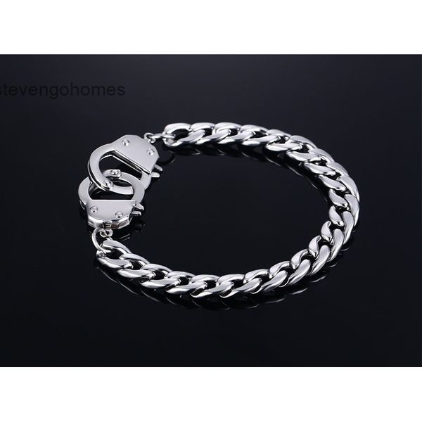 men handpieces accessories and women's titanium personalized stainless steel bracelet lovers concentric handcuffs jewelry, Silver
men handpieces accessories and women's titanium personalized stainless steel bracelet lovers concentric handcuffs jewelry, Silver