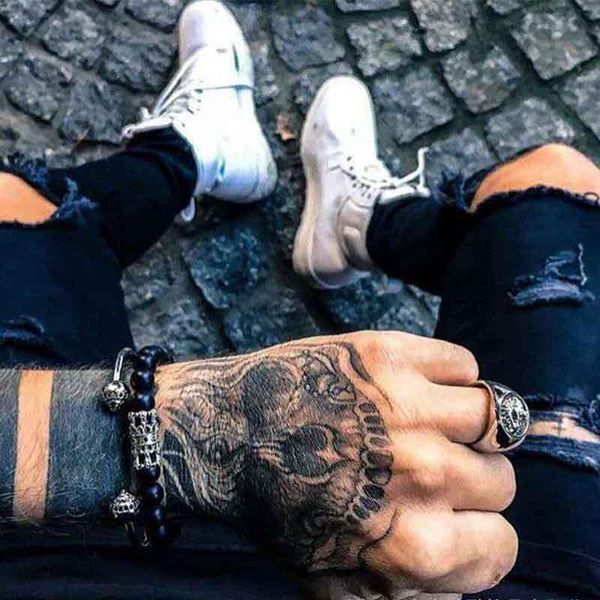 2020 valentine day men bracelet crown bracelets jewelry skull skeleton titanium steel skull bangle bracelets men jewelry, Black
2020 valentine day men bracelet crown bracelets jewelry skull skeleton titanium steel skull bangle bracelets men jewelry, Black