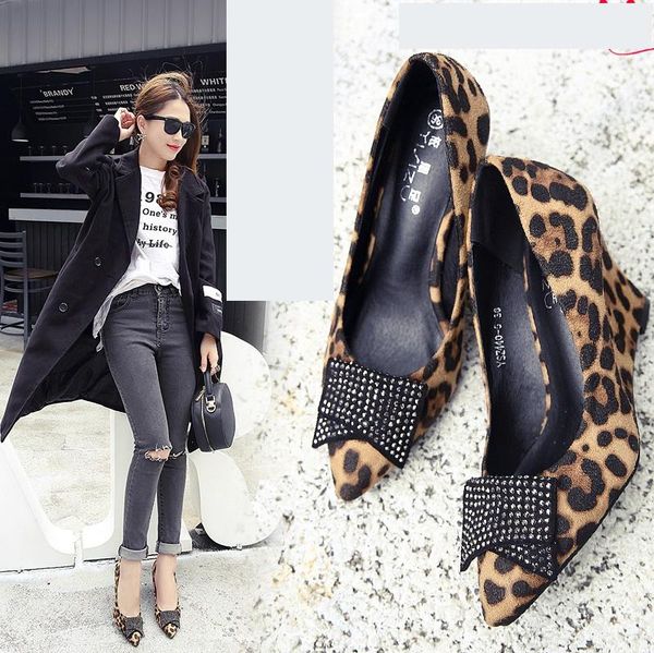 dress shoes leopard crystal pumps 2021 autumn shallow mouth slope woman european american pointed wedges singles, Black
dress shoes leopard crystal pumps 2021 autumn shallow mouth slope woman european american pointed wedges singles, Black