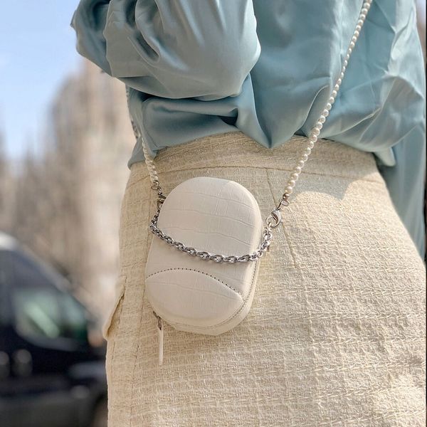 spring pearl pearland summer 2020 new small round pearl chain single shoulder crossbar alligator embossed box egg bag 1xpp8
spring pearl pearland summer 2020 new small round pearl chain single shoulder crossbar alligator embossed box egg bag 1xpp8