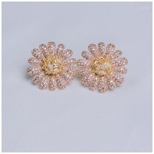 european and american heavy industry s925 silver needle micro inlaid with pink zircon stereo large sun flower earrings wholesale1, Golden;silver
european and american heavy industry s925 silver needle micro inlaid with pink zircon stereo large sun flower earrings wholesale1, Golden;silver