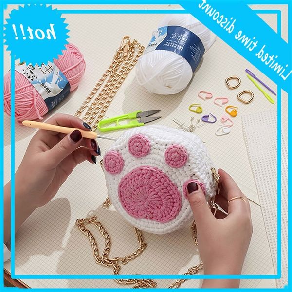 hand woven plush 2020 new diy material homemade wool hook knitting cute bear paw small round bag
hand woven plush 2020 new diy material homemade wool hook knitting cute bear paw small round bag