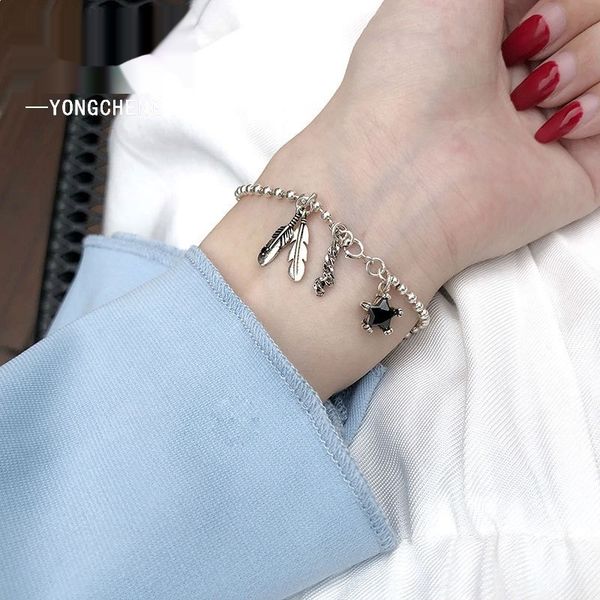 yongcheng s925 sterling silver korean edition temperament personality bracelet pearlpearl pearl black star zircon feather bead bracelet chao, Golden;silver
yongcheng s925 sterling silver korean edition temperament personality bracelet pearlpearl pearl black star zircon feather bead bracelet chao, Golden;silver