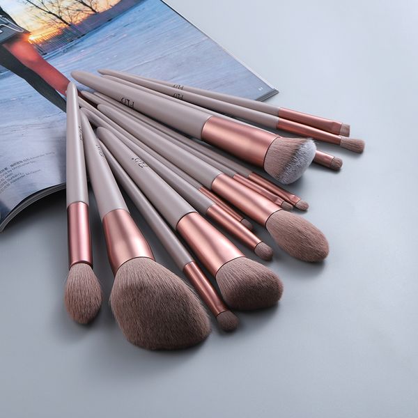 fld 13pcs natural hair makeup brushes set professional beauty foundation powder blushes eyeshadow eyebrow blending brush tools 201007
fld 13pcs natural hair makeup brushes set professional beauty foundation powder blushes eyeshadow eyebrow blending brush tools 201007