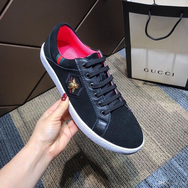 2020 mens walking shoes black musk deer skin tethered flat bottom joggers luxury brands 3 stripes with bee casual shoes#1f
2020 mens walking shoes black musk deer skin tethered flat bottom joggers luxury brands 3 stripes with bee casual shoes#1f