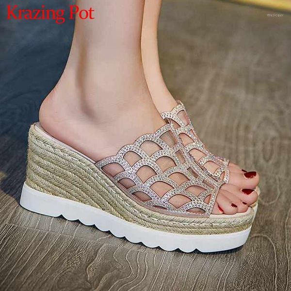 krazing pot 2020 new natural leather microfiber air mesh beading crystal peep toe platform high heels preppy style sandals l321, Black
krazing pot 2020 new natural leather microfiber air mesh beading crystal peep toe platform high heels preppy style sandals l321, Black