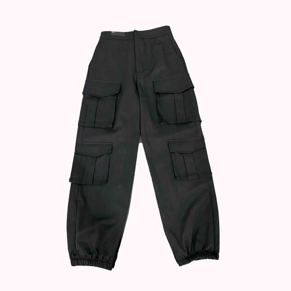 fashion women desinger cargo pants with letters women casual long pants black color cool streetwear with pockets size s l, Black;white
fashion women desinger cargo pants with letters women casual long pants black color cool streetwear with pockets size s l, Black;white