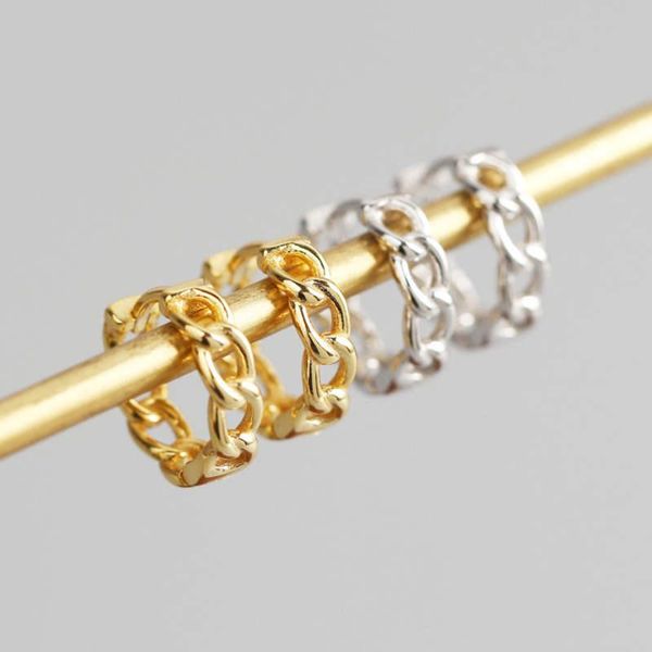 hoop & huggie chain 925 sterling silver earring small golden color fine jewelry for elegant women prom anniversary birthday gift 2021, Golden;silver
hoop & huggie chain 925 sterling silver earring small golden color fine jewelry for elegant women prom anniversary birthday gift 2021, Golden;silver