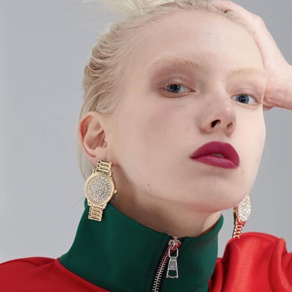 bling gold watch stud earrings for women hiphop crystal statement earrings 2020 brincos quality, Golden;silver
bling gold watch stud earrings for women hiphop crystal statement earrings 2020 brincos quality, Golden;silver