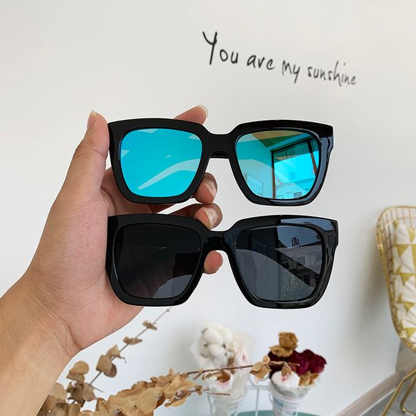men's fashion, polarized sunglasses, driving sun visors, new uv proof mirror, chaoren driver's mirror, White;black
men's fashion, polarized sunglasses, driving sun visors, new uv proof mirror, chaoren driver's mirror, White;black