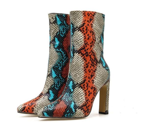 winter fashion boots in color snakeskin thick high-heeled ladies fashion boots 35-42 0009, Black
winter fashion boots in color snakeskin thick high-heeled ladies fashion boots 35-42 0009, Black