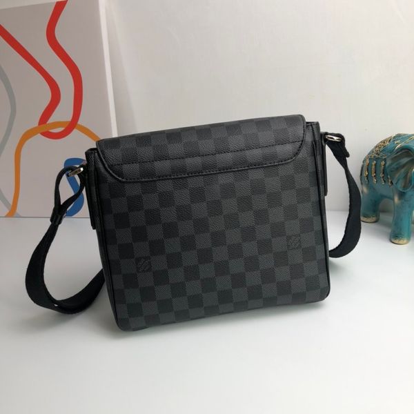 DISTRICT small handbag handbag wallet backpack main card holder duffle bag women handbags handbag horsebit card holder N41260
DISTRICT small handbag handbag wallet backpack main card holder duffle bag women handbags handbag horsebit card holder N41260